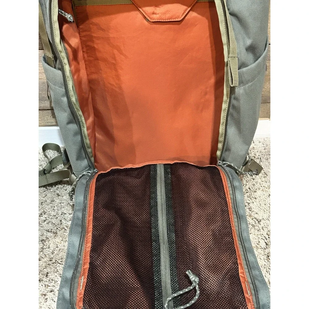 Salkan The‎ Carry-On 35L Green Gorpcore Hiking Backpack EUC